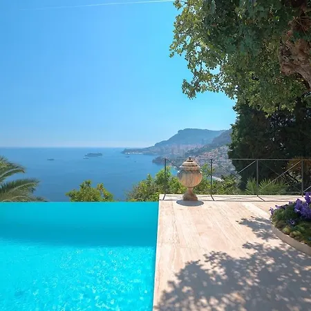 Luxurious Overlooking Monaco Villa