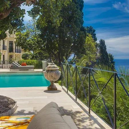 ヴィラ Luxurious Overlooking Monaco ロクブリュヌ＝カップ＝マルタン