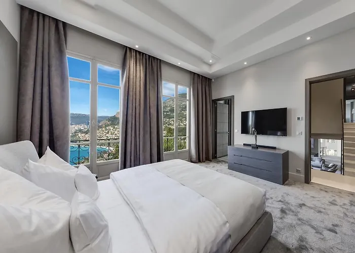Villa Luxurious Overlooking Monaco Roccabruna