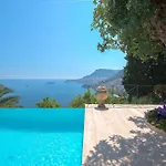 Luxurious Overlooking Monaco 别墅
