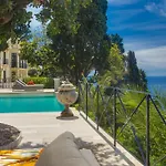 别墅 Luxurious Overlooking Monaco 罗克布吕讷-卡普马丹
