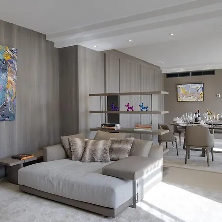 Luxurious Overlooking Monaco *