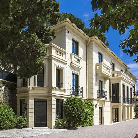 Luxurious Overlooking Monaco * 罗克布吕讷-卡普马丹