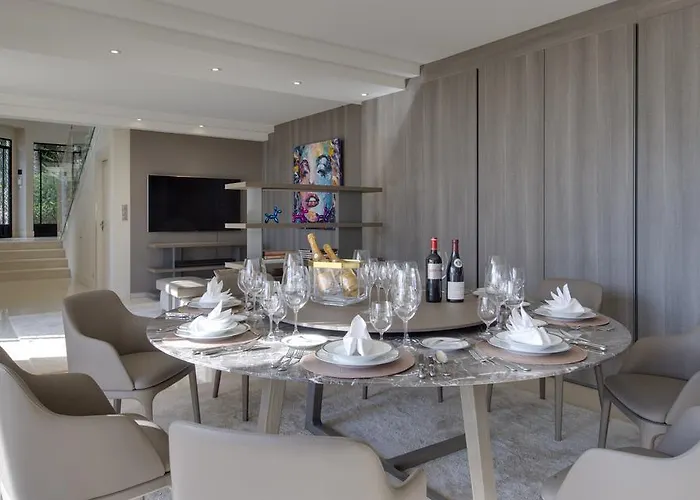 Luxurious Overlooking Monaco Villa