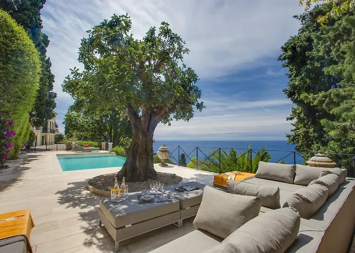 Villa Luxurious Overlooking Monaco