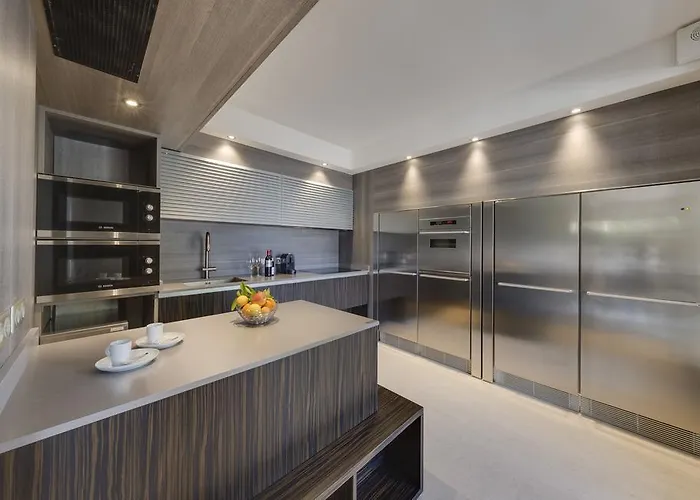 Villa Luxurious Overlooking Monaco