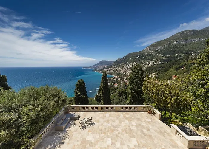 Luxurious Overlooking Monaco Villa Roquebrune-Cap-Martin